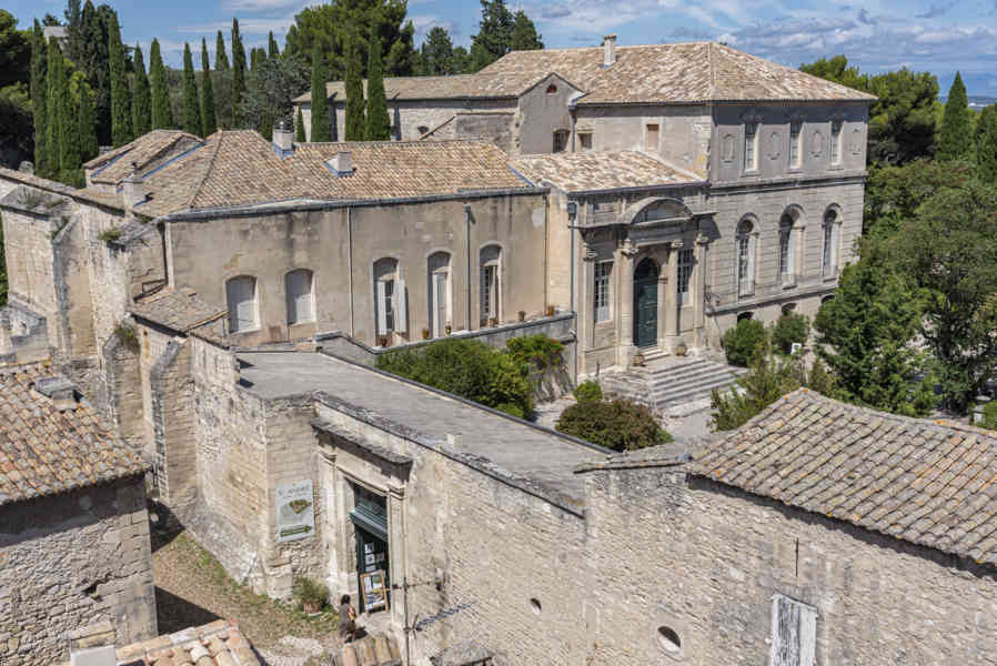 Francia - Villeneuve Lez Avignon 019 - abadía Saint-André.jpg